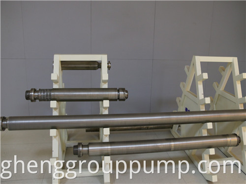 Steel aluminum alloy submersible pump